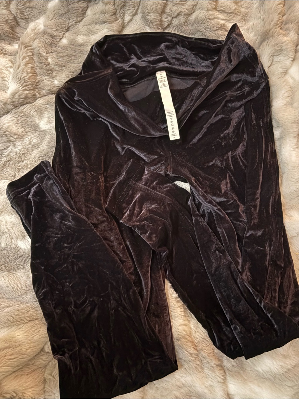 Lululemon Velvet Wide-Leg leggings in Black 12